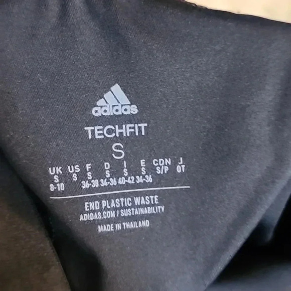 Adidas Tech Fit Black Leggings - Picture 4 of 5